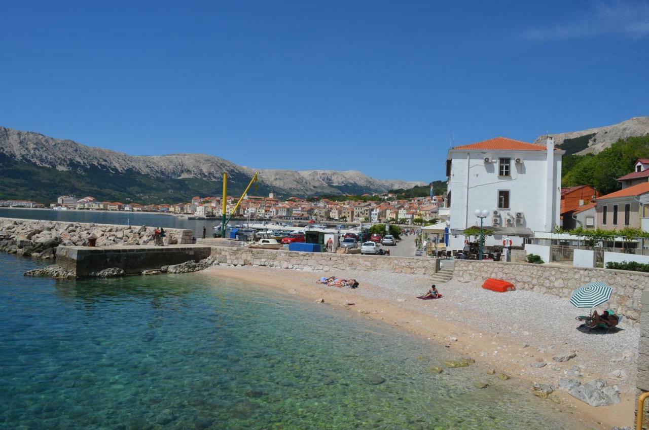 Apartments Kricin 14 Baška Eksteriør bilde