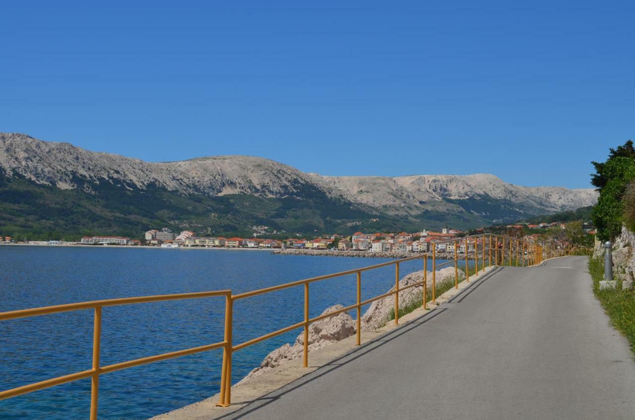 Apartments Kricin 14 Baška Eksteriør bilde